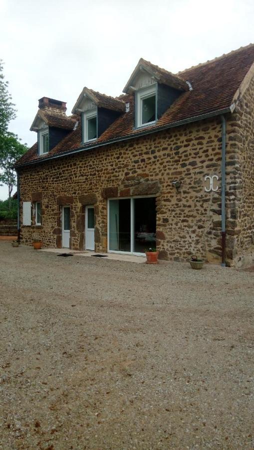 Maison En Pierre De Pays Segrie Exterior photo